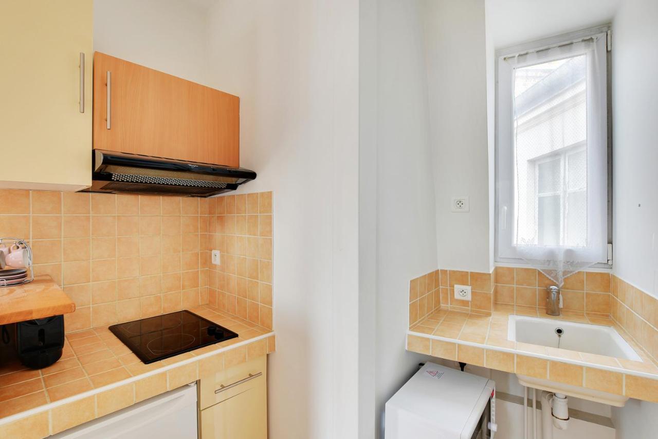 Champs De Mars - Laos Apartment Paris Exterior photo